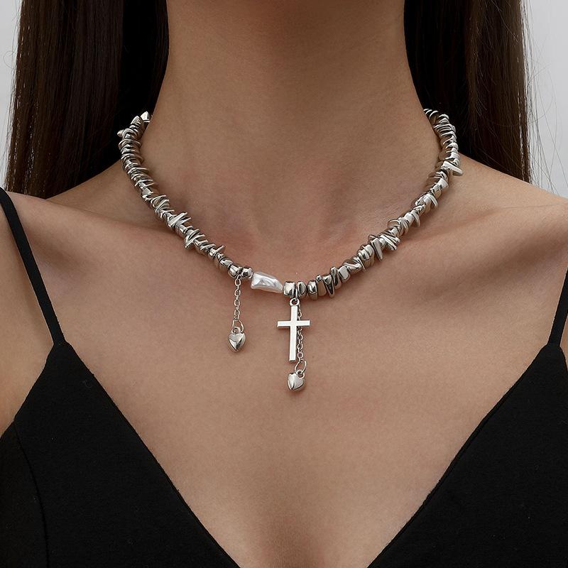 High sense elegant irregular CCB geometric love pendant necklace broken silver Choker party jewelry women