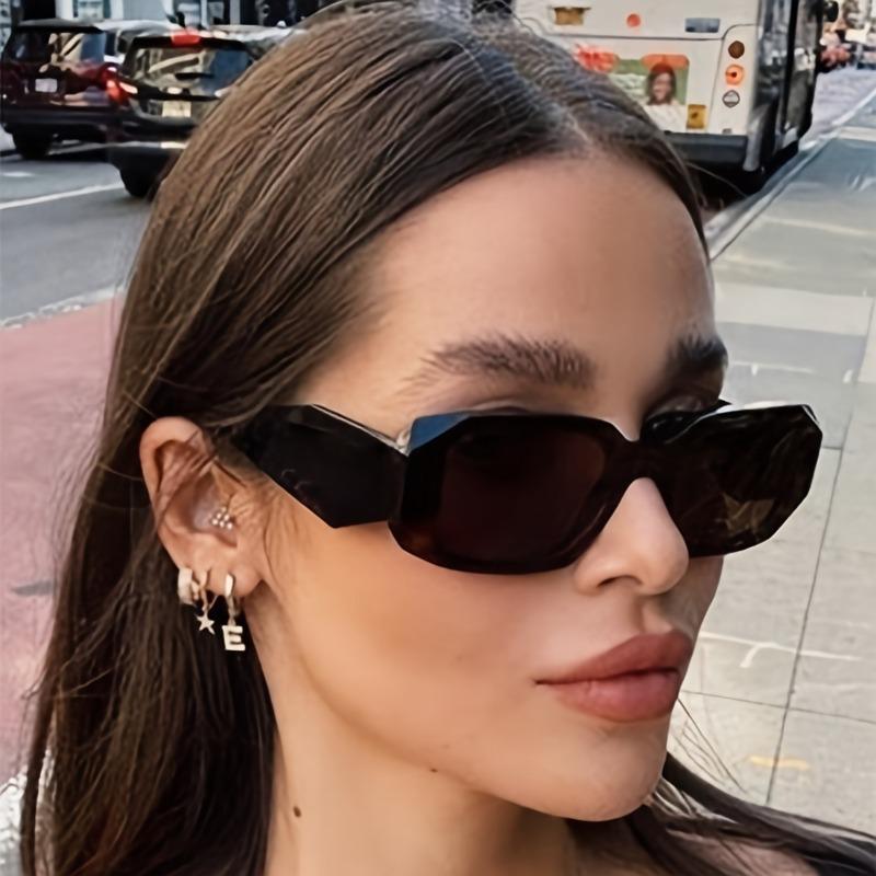 Stylish Rectangular Fashion Glasses for Men & Women Perfect for Parties Nightclubs Durable PC Frame Decorative Glasses