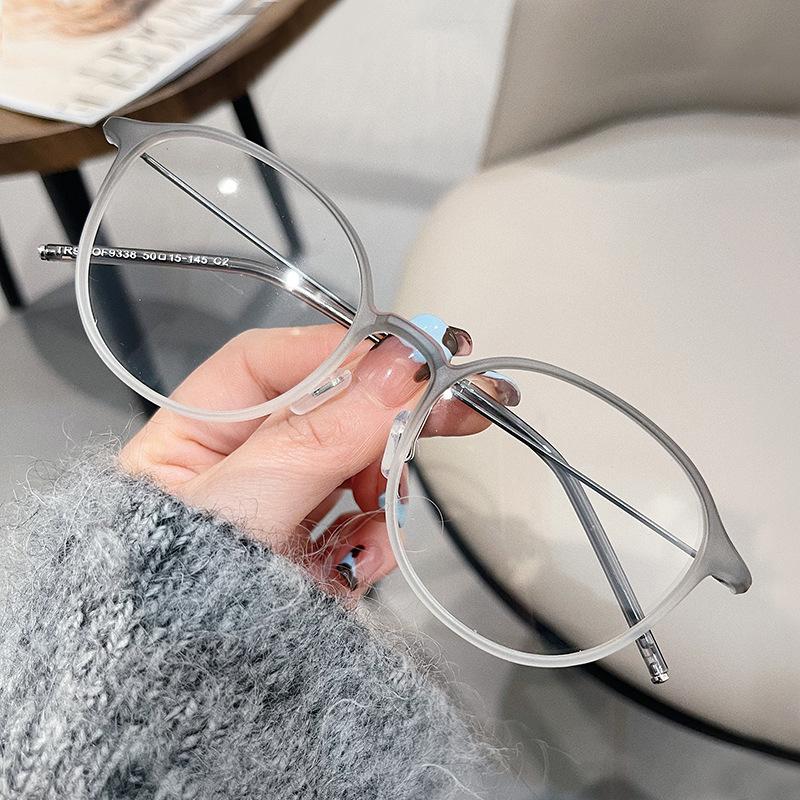 Fashion Anti-Blue Light Reading Glasses Women Luxury Brand Trend Ultralight Computer Eyewear Optics Hyperopia Eyeglasses Plus +2