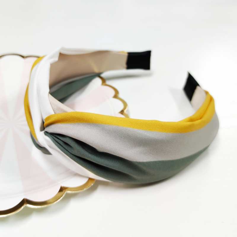 

1 шт. Модный стиль Женщины Девушки Однотонный Безель Винтажная Повязка на голову Женская Девушки Корейская Крест Сатин Аксессуары для волос Головной убор