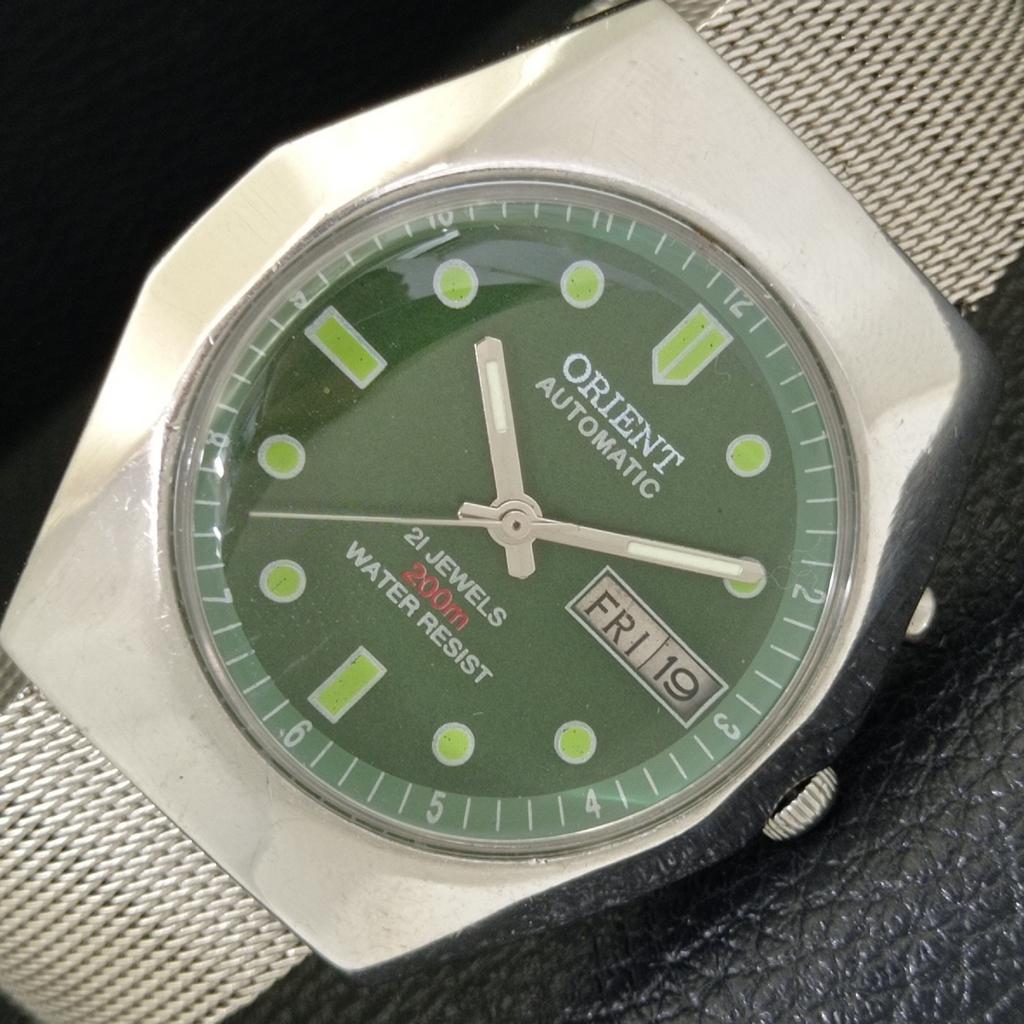 VINTAGE ORIENT AUTOMATIC 46941 JAPAN MENS GREEN COLOR DIAL WATCH A700682-5 R204-a700682