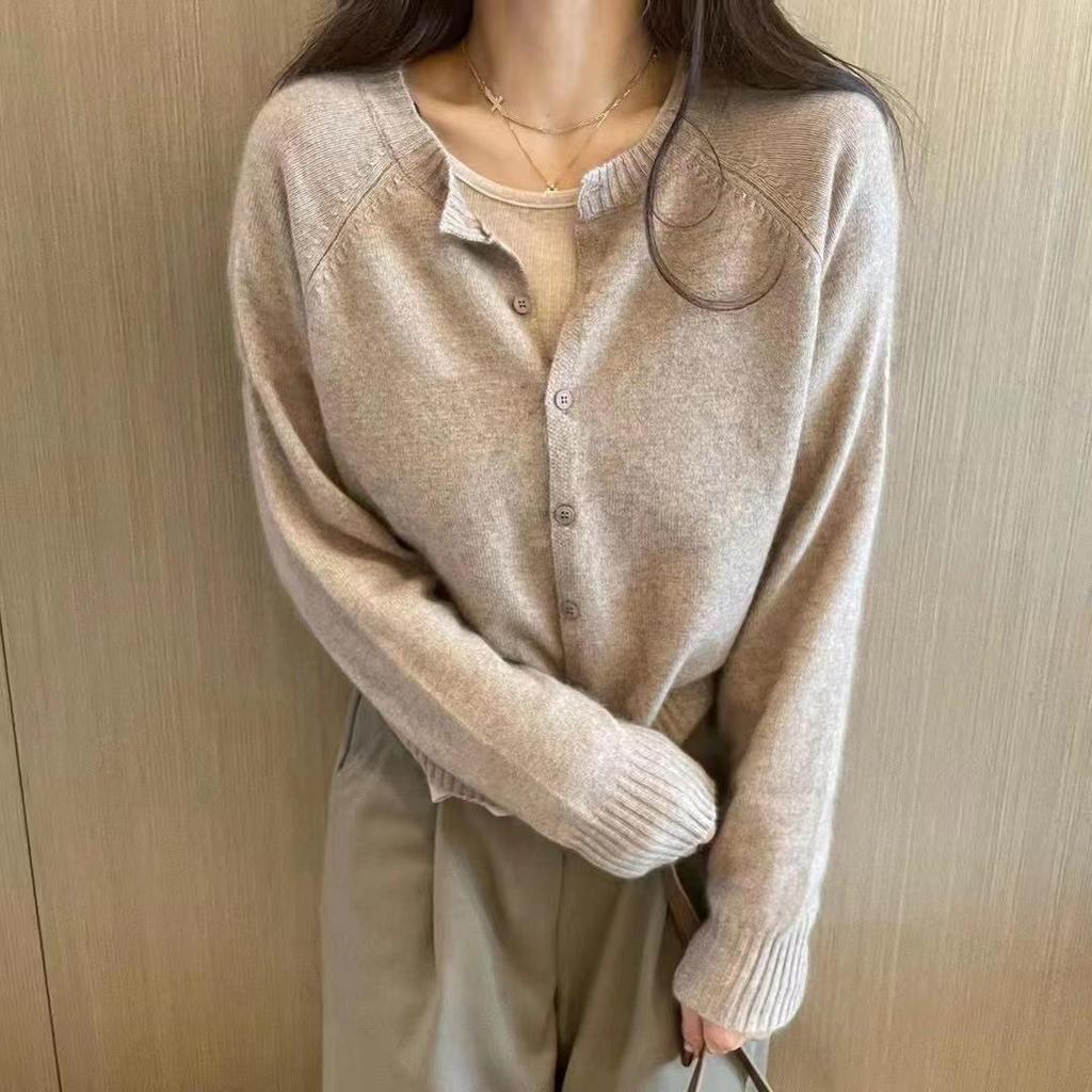 Korean Style Women's Round Neck Wool Cardigan - Autumn/Winter Short Loose Knit Jacket