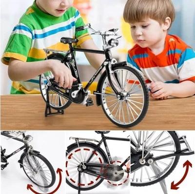 Model Alloy Retro Bike Diecast Decoration Model Metal Toy Black Bicycle Simulation Collection Gifts Toys for Boys