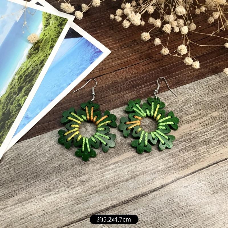 Natural handmade coconut shell earrings Bohemian women's retro cute versatile earrings temperament earrings