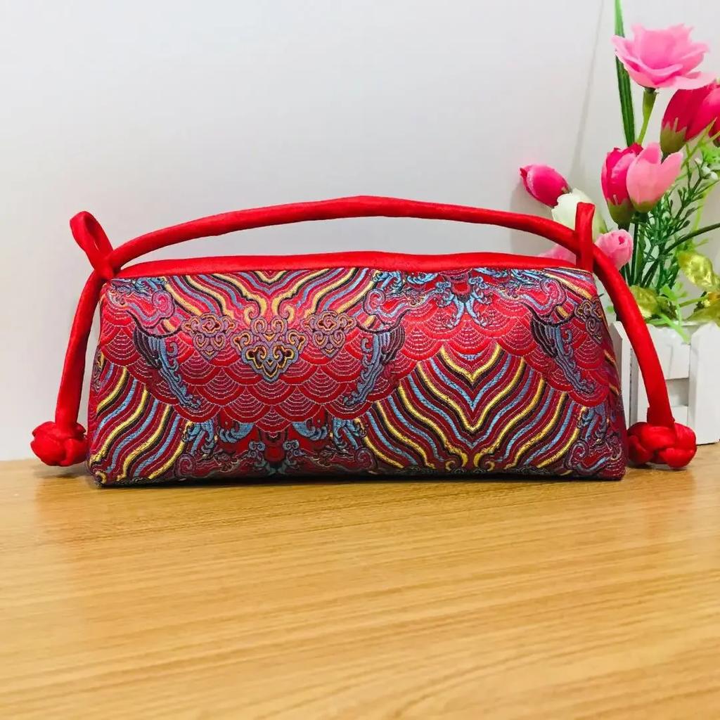 Mode Luxus Chinesischer Stil Seidenbeutel Damen Handtasche Japanische Handstickerei Tragetaschen Cheongsam Weibliche Cosplay Taschen Clutch