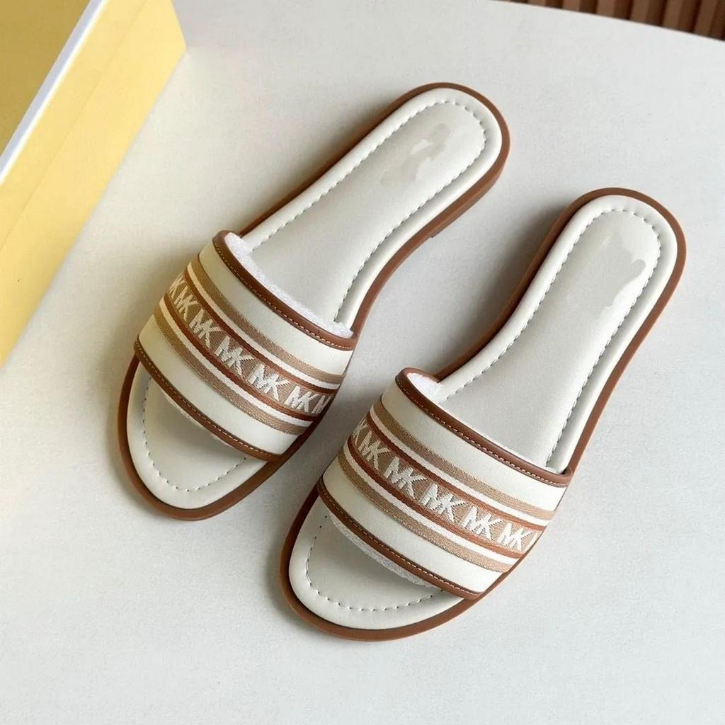 Pantoufles d'été 2025 pour femmes, à semelle en bois et bout ouvert, avec broderie de lettres – Sandales plates mode