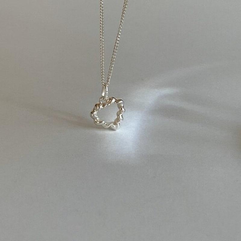 THE BORING kink heart silver necklace