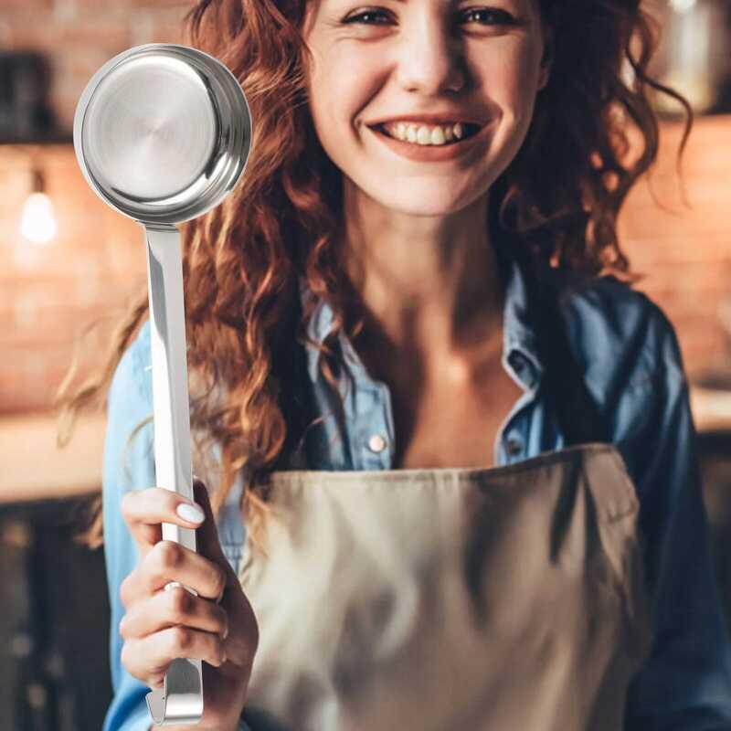 1 ks nerezová naběračka na pizzovou omáčku, naběračka na pečení, kelímky na polévku a rajčata s dlouhou rukojetí, kuchyňská naběračka pro podávání, nástroj na roztírání krému