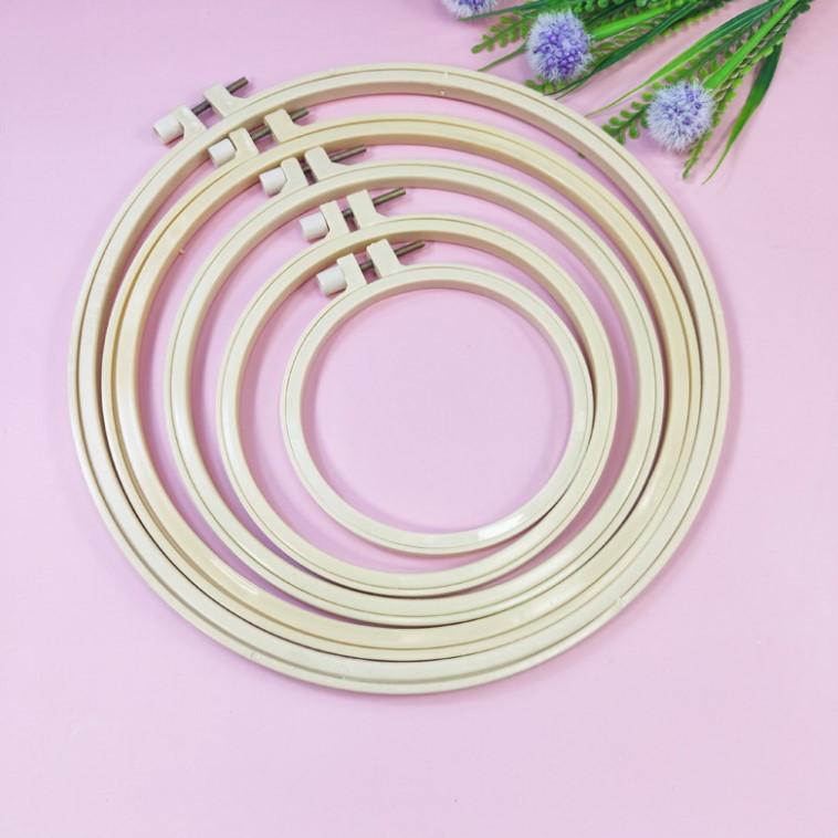 1pc Plastic Imitation Bamboo Embroidery Hoop DIY Amulet Embroidery Tool Plastic Embroidery Hoop Cross Stitch Hoop