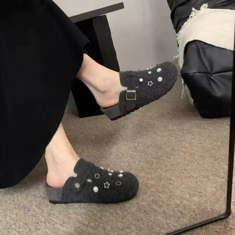 

Woolen rivets, rhinestones, thick-soled women s new retro baotou half slippers, women s outer slippers 40