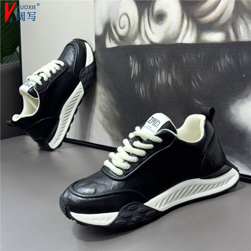

Autumn breathable board shoes low-top sports and leisure shoes black leather shoes zmd 38 чёрный
