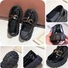 Stilvolle und bequeme britische Schuhe für kleine Mädchen