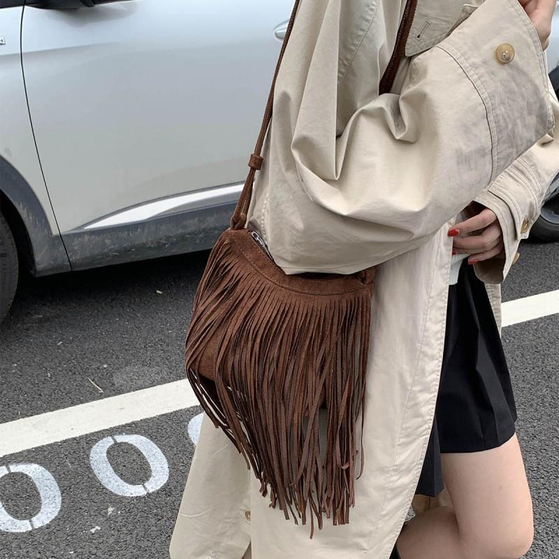 

New Retro Fashion Tassel Crossbody Bag Women 2025 Street Trend All-matching Large-capacity