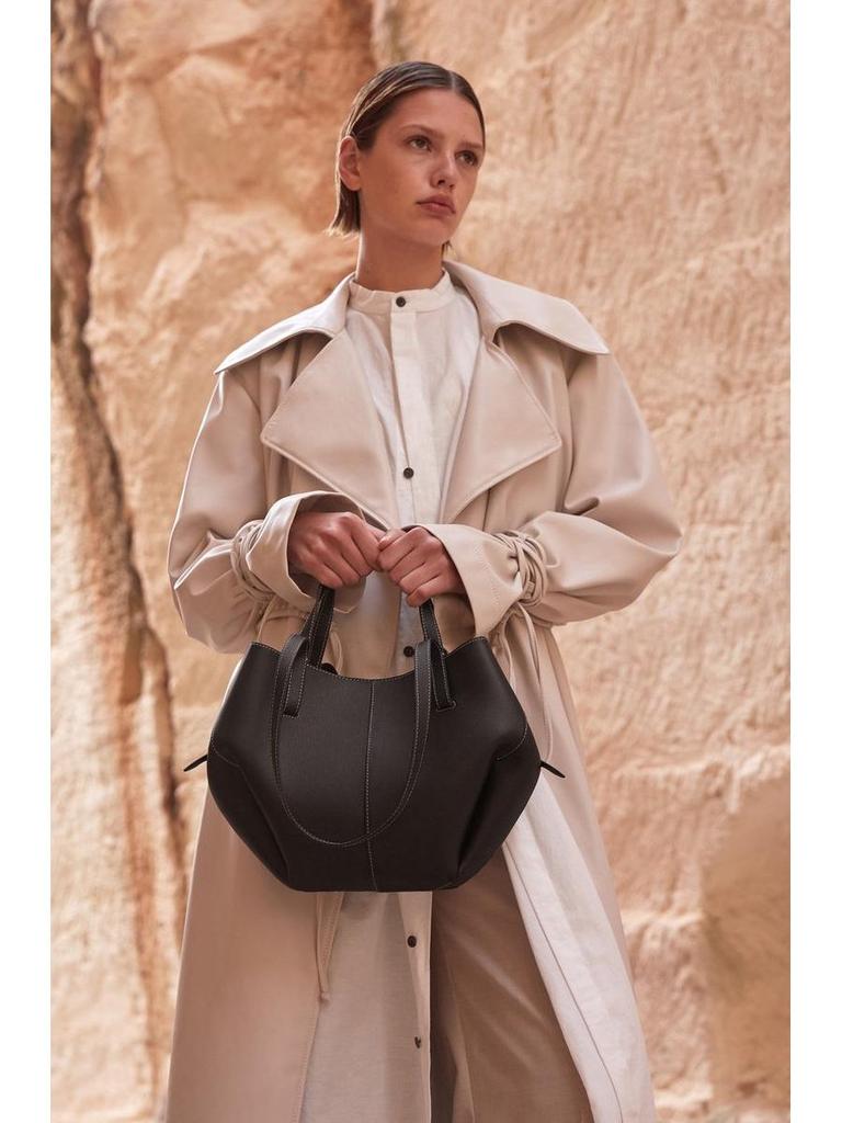 Genuine Polene Women's Large Cowhide Tote with Pleated Design – Shoulder and Underarm Fashion Bag.