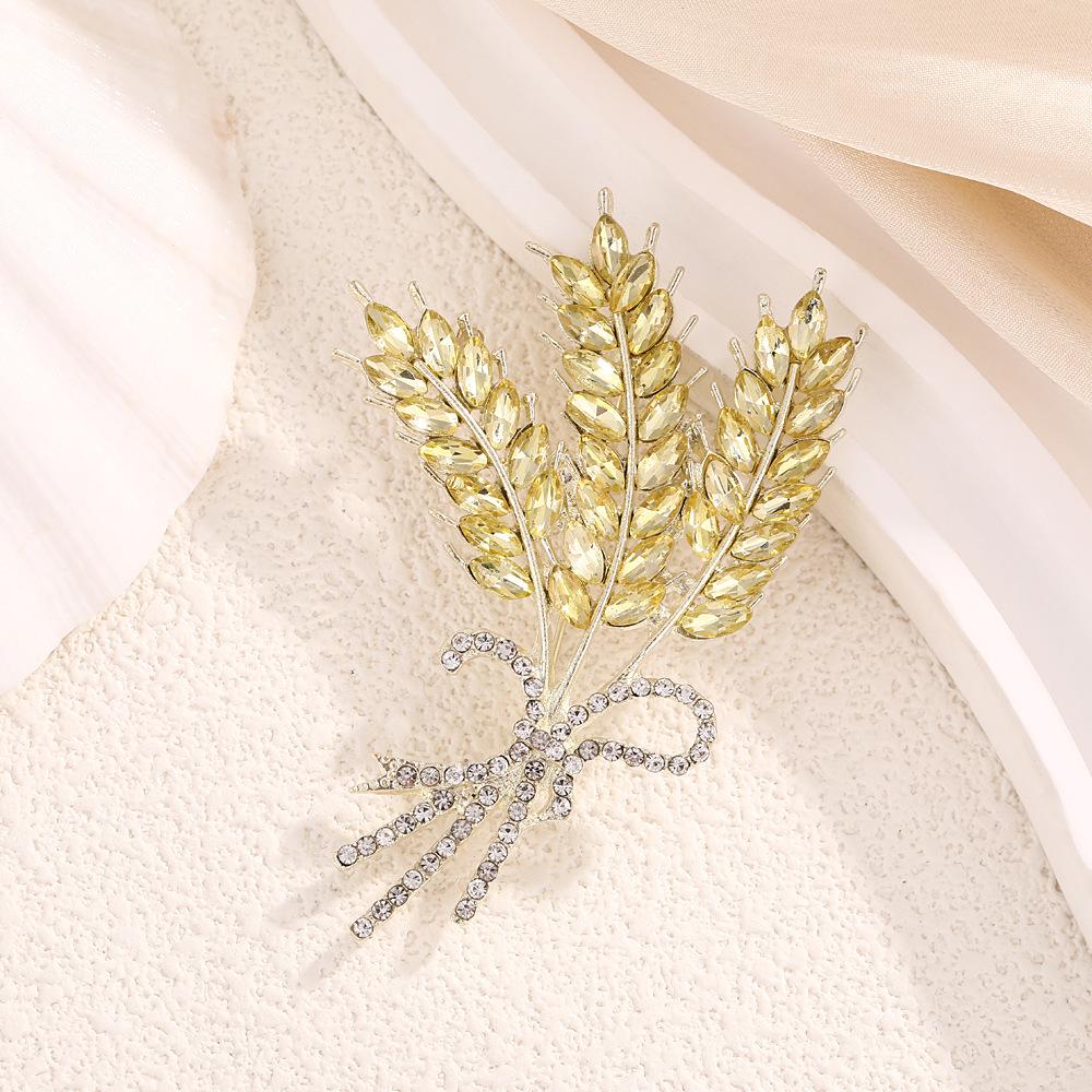 Vintage Peony Pearl Brooch - Fashionable Anti-Exposure Pin