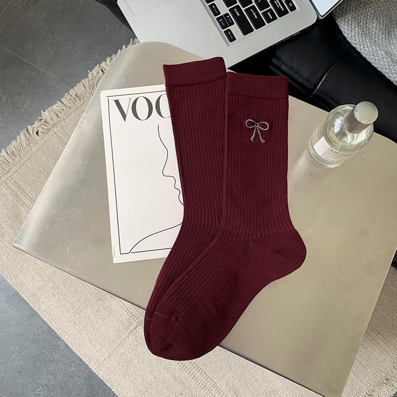 

Женские красные носки до середины икры с вышивкой бантиком Ankola - осенне-зимние, серые в ретро-стиле One Size (Ankola Faux Two-Piece)