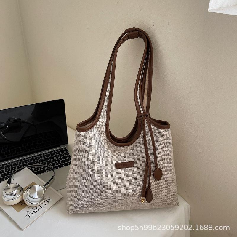 Женская летняя нишевая полосатая простая модная повседневная простая нишевая портативная сумка через плечо