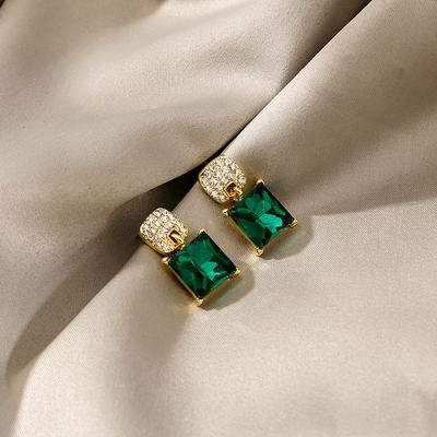 Emerald Glass Earrings Fashionable Small Fragrant Earrings Fashionable Light Luxury Small Fragrant Elegant Retro Stud Earrings Women