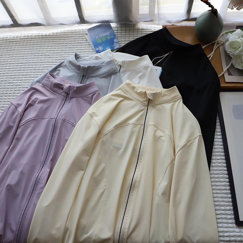 

2025 Spring/Summer Women s Korean Stand Collar Sporty Jacket with Waist-Slimming and Sun Protection One Size