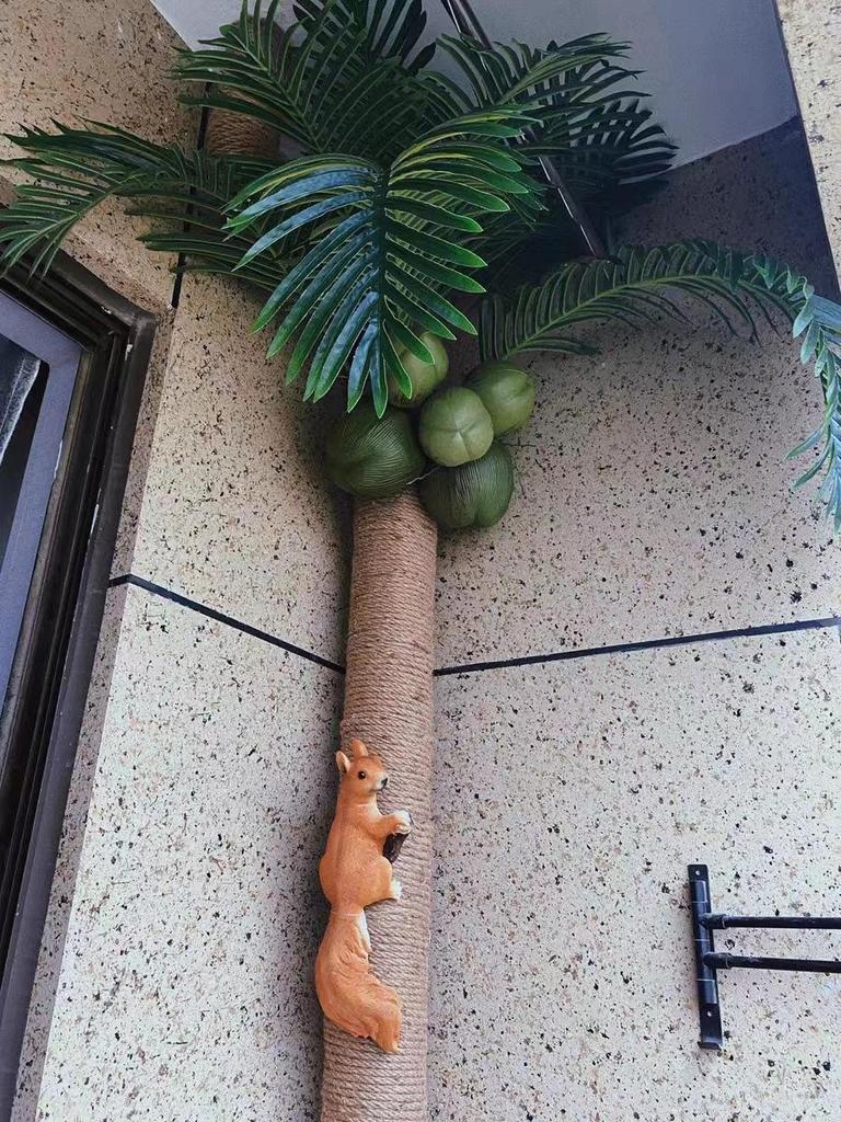 Indoor Coconut Tree Simulation: Enhance Balconies with Lush Greenery and Unique Decor