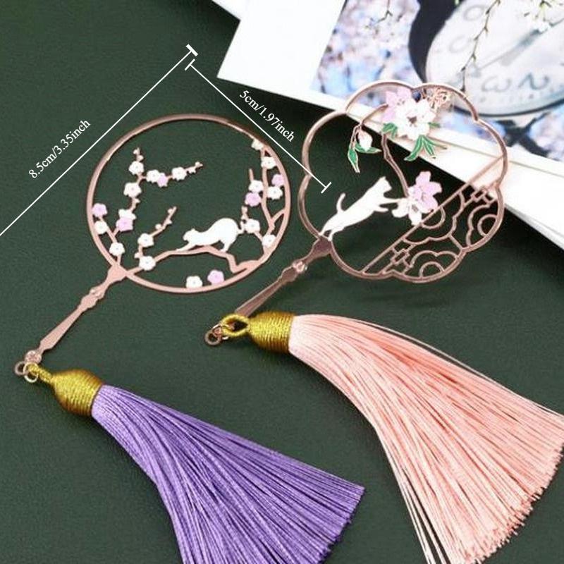 1 Pcs Vintage Chinese Style Fan Shape Flower Cat Tassels Metal Bookmarks Book Marker Page Holder Gift Stationery