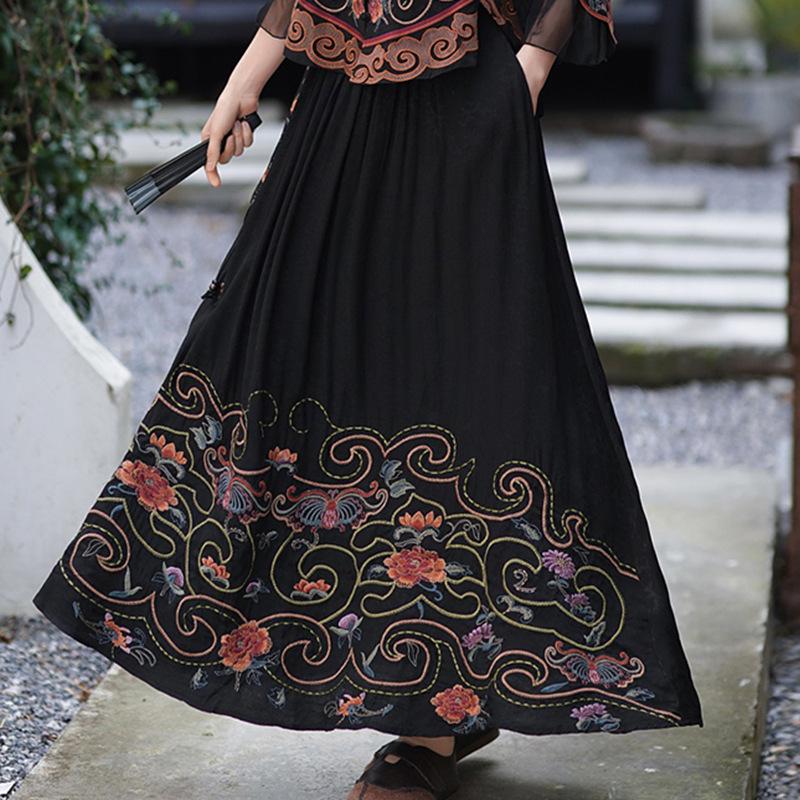 

Китайская этническая вышивка Женская юбка миди А-силуэта с кисточками и лентой One Size чёрный