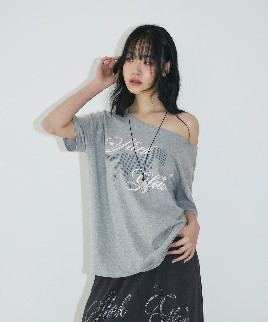Seulliggeullou Horse One-Shoulder T-Shirt [Gray]