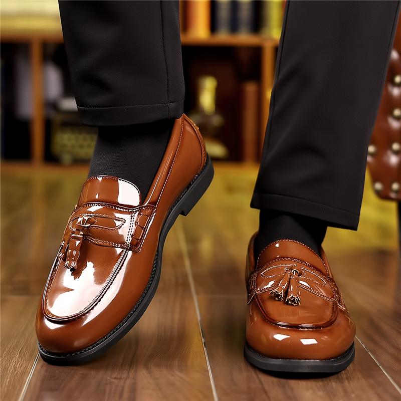 New Wedding Dress Glossy Patent Leather Tassels Shoes For Men Silp On Loafers Prom Homecoming Party Footwear Zapatos