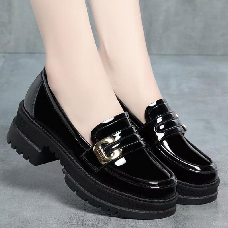 2025Autumn Women's Slip-On Deep Mouth Fashion Versatile Loafers Mid Heel Chunky Heel Low Cut Shoes Round Toe Casual Flat Shoes