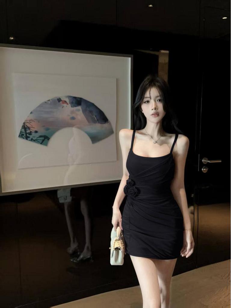 Sexy Low-Cut Spaghetti Strap Bodycon Dress for Women – Slim-Fit, Figure-Hugging Nightclub & Workwear Skirt