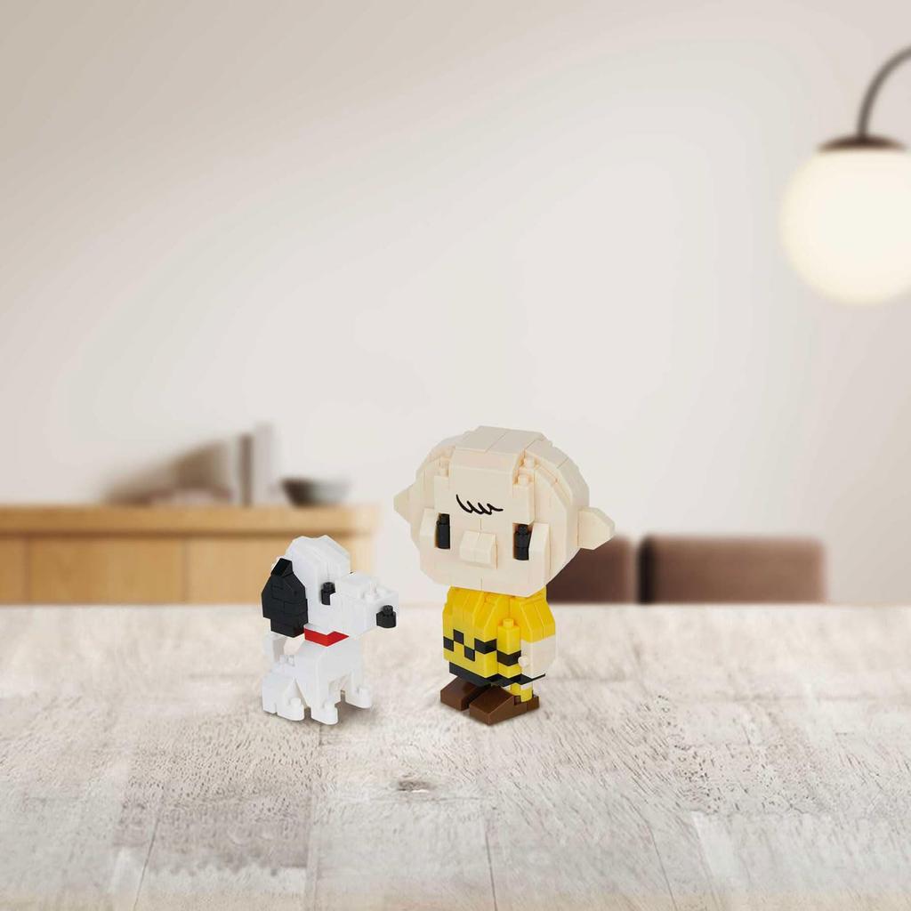 Kawada Nanoblock Charlie Brown and Snoopy X 14 X 14 Cm Ages 12 and Up Interior Hobby NBH_252 4.5 NBH_252