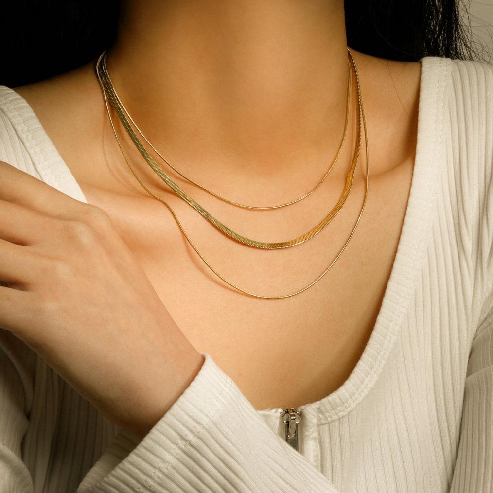 Three-layer Snake Chain Necklace, Personality Tide Cold Wind Wide Flat Layered Collarbone Chain Fashion Chain Necklace
