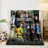 Coperta MINISO Hotel Transylvania con Stampa Cartoon. Coperta Morbida Calda in Flanella Oversize per Tutte le Stagioni. Utilizzabile su Divani, Picnic, Campeggio