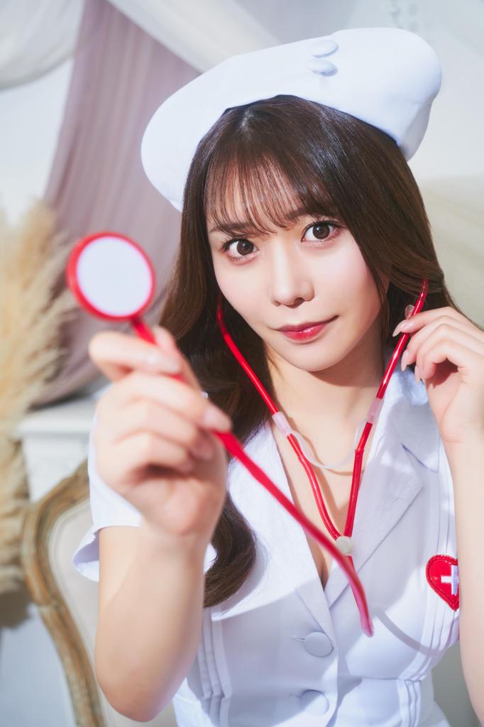Clearstone GLOWHOLIC Cosplay Halloween Open Collar Nurse M White Women's