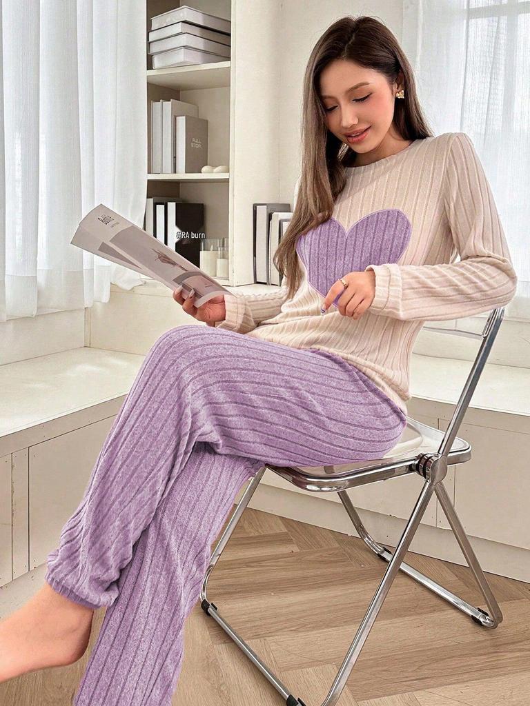 Autumn & Spring Ladies' Love Pajamas: Two-Piece, Long Pants & Long Sleeve, Loose, Comfortable Homewear