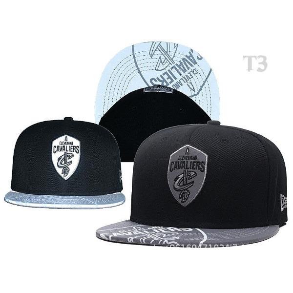 Cappellino da baseball a visiera piatta NBA Cavaliers James Stesso Bordo Piatto Cappello a visiera piatta Hip Hop Bordeaux Cappello Hipster da Uomo e Donna