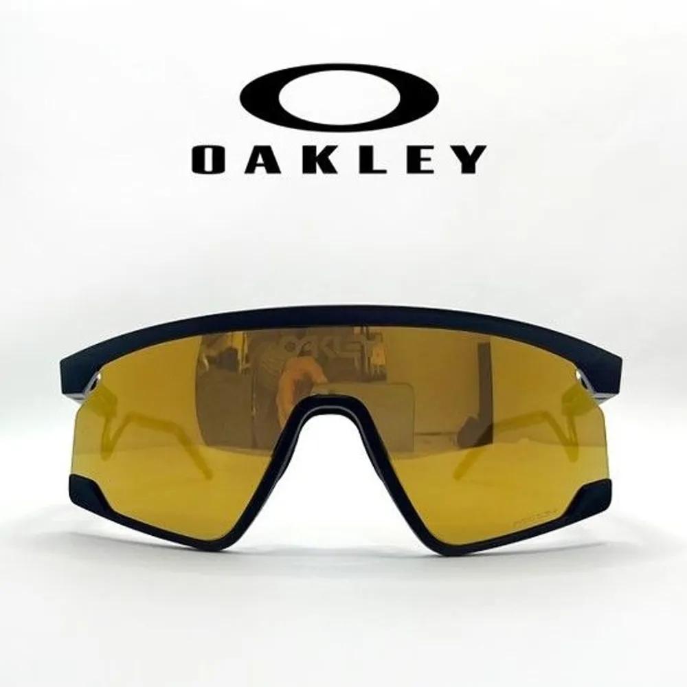 Baxter Metal OO9237-0139 (BXTR METAL9237-01) Prism 24K Cycling Goggles doesn t exist