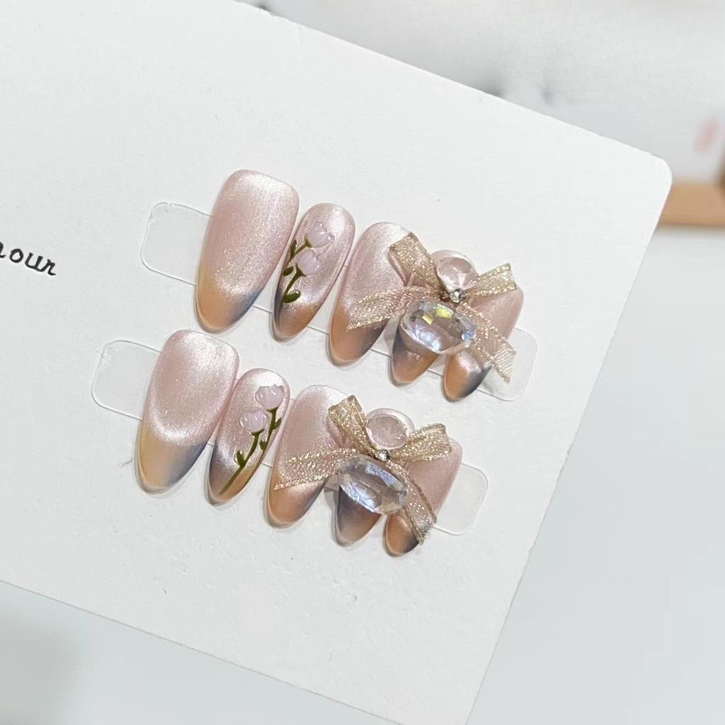 Pure Hand-woven Armor High-end Atmosphere Feeling Glass Cat Eye Color-blocking French Tulip Manicure Flashing Bow Diamond