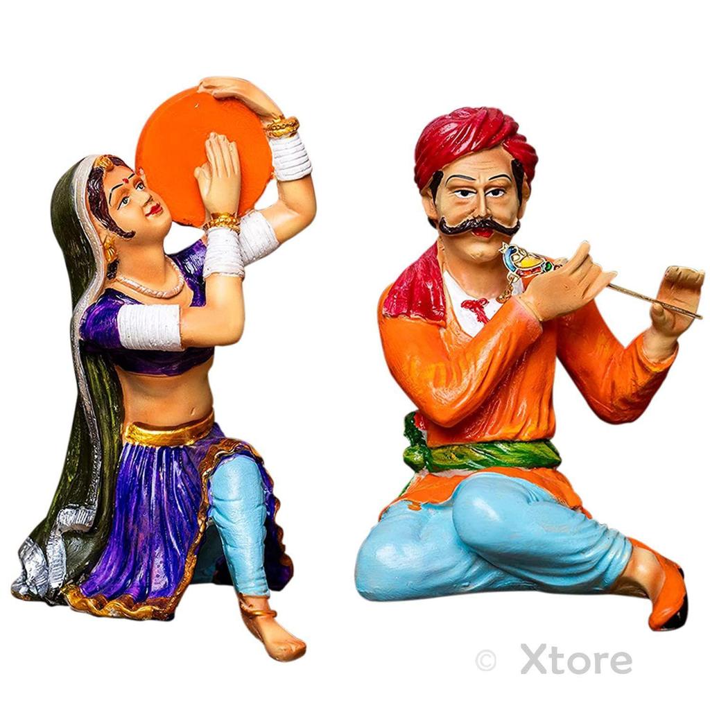 Dekorative Harz-Showpiece eines traditionellen musizierenden Paares aus Rajasthan für die Heimdekoration (2er-Pack, Mehrfarbig)