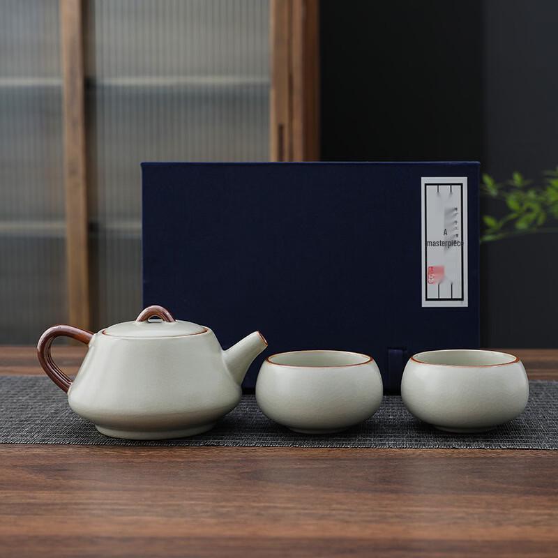 Light Luxury Beige Ru Kiln Kung Fu Tea Set
