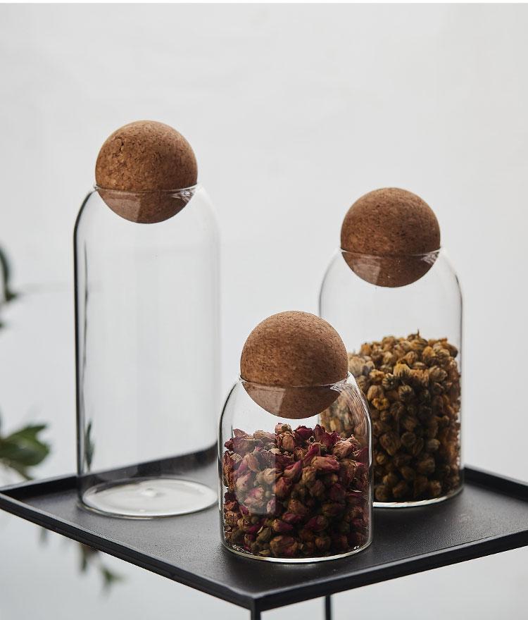 Hand-Blown Lead-Free High Borosilicate Glass Round Flower Tea Storage Transparent Container Glass Jars with Cork Stopper Lids