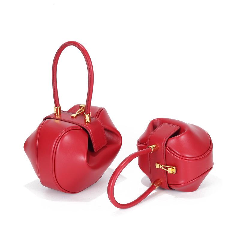 Bag Women's New Niche Design Large Capacity Women's High-end Leather Handbag Single Shoulder Armpit Bag Spring and Summer Women