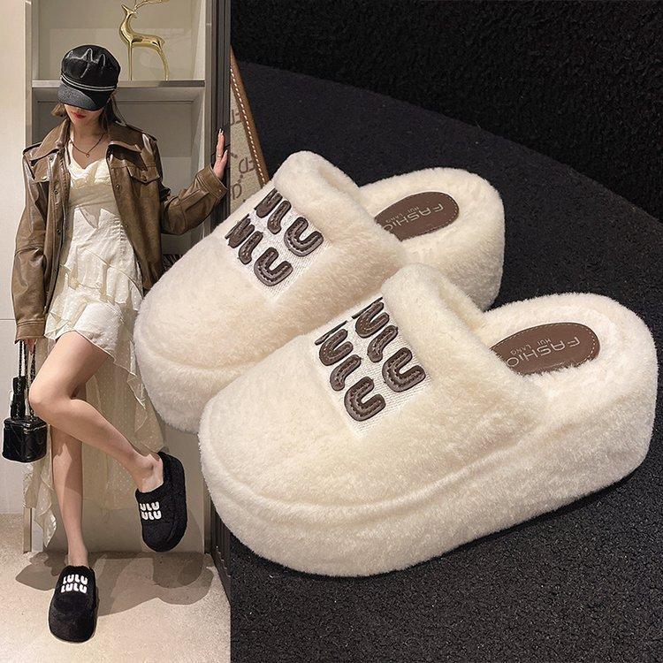Leopard print thick-bottomed fluffy slippers for women to wear outside autumn and winter new models for small people to increase their height