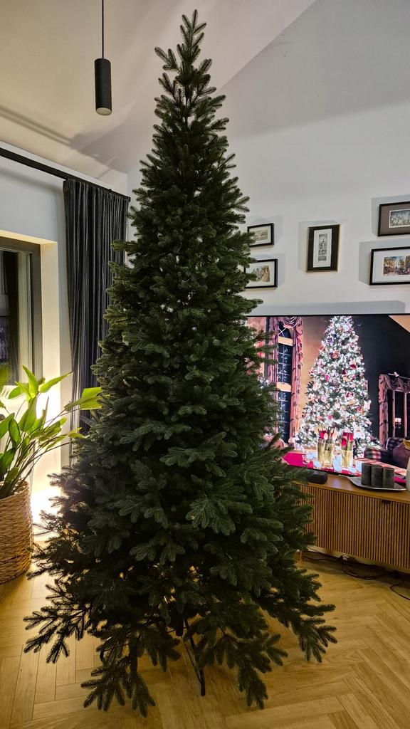 Artificial Christmas Tree 100% Pe Spruce Realtree 3D Small Like A Natural Living Tree