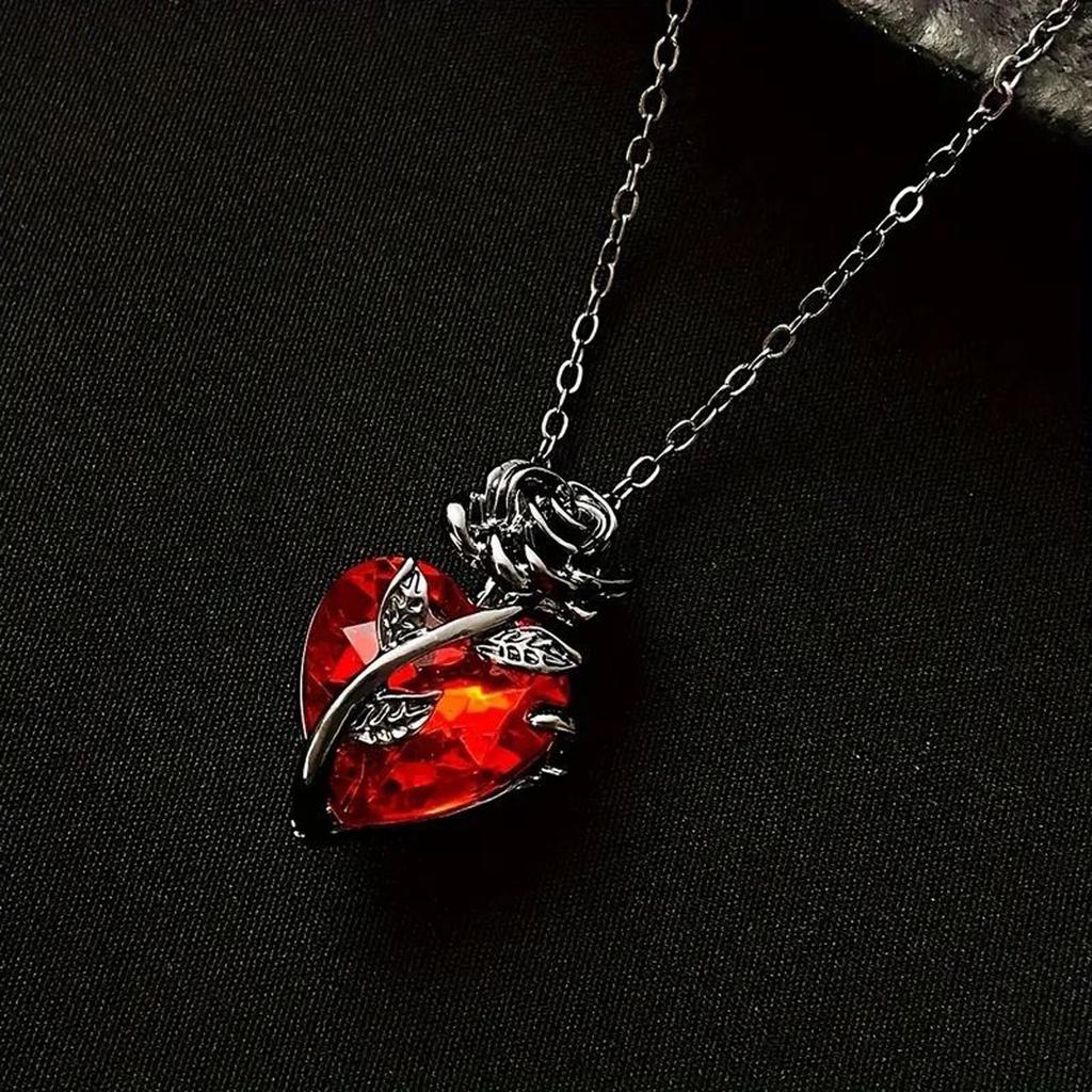 Fashionable Women's Necklace