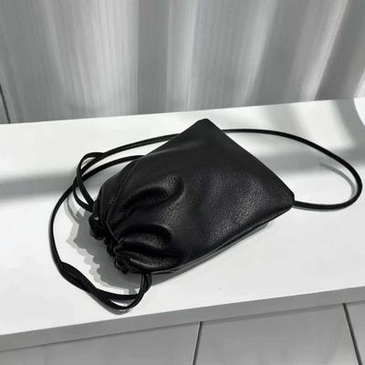 New Leather Mobile Phone Bag Women's Bag Fashionable and Simple Small Shoulder Crossbody Bucket Bag Simple Drawstring Small Bag