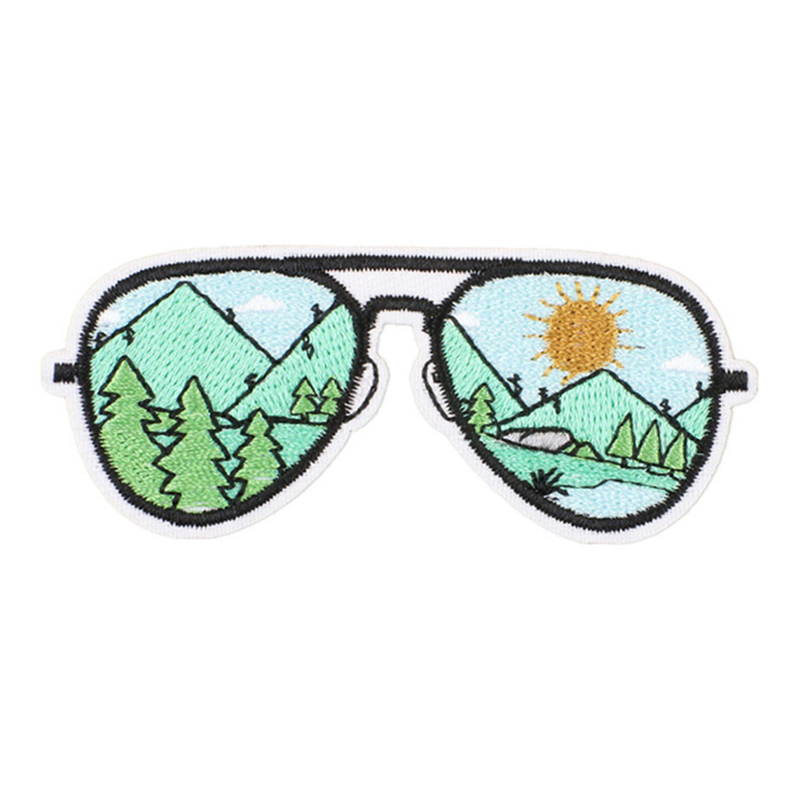 

Cartoon Bus Repair Patches Sew On/Iron On Patches Flowers Embroidered Patches Applique Patches for Backpacks Decorations 17