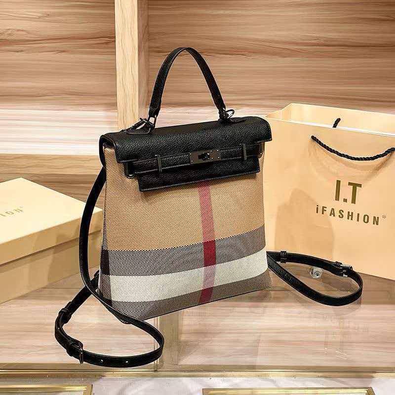 "2023 Women's Genuine Leather Plaid Shell Handbag - Versatile, Large Capacity, Shoulder & Messenger Bag"