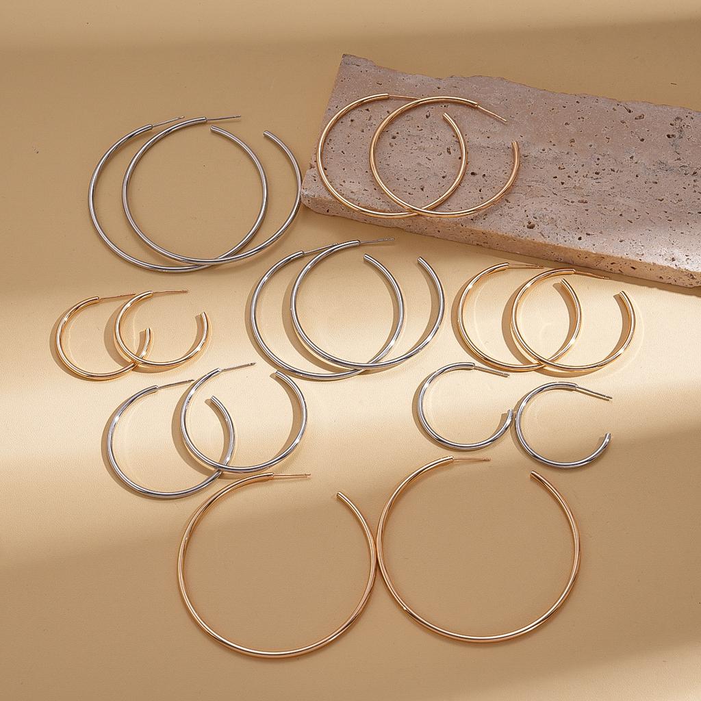 Smooth Geometric Round Silver Needle Stud Earrings, Metallic Sense, Fashionable and Versatile Temperament Earrings