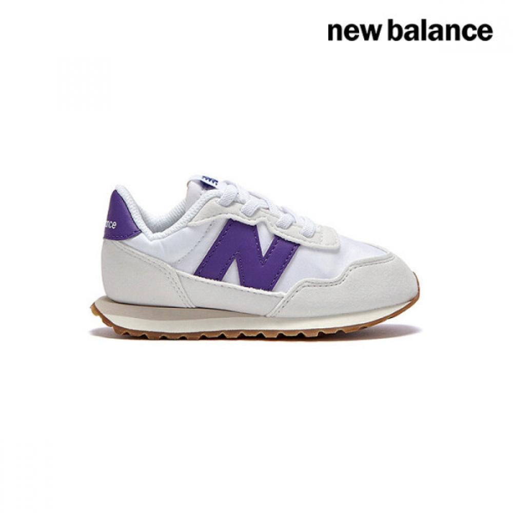 

New Balance Детская обувь Кроссовки 130